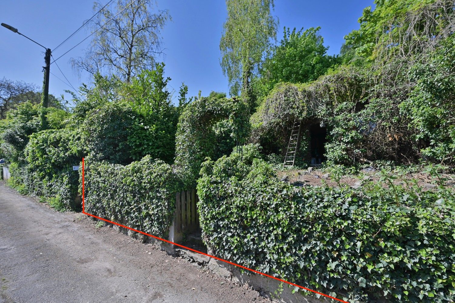 Charmante, instapklare bungalow met 3 slaapkamers en inpandige garage, schitterend gelegen tegen de bergrug van Kanne foto 32