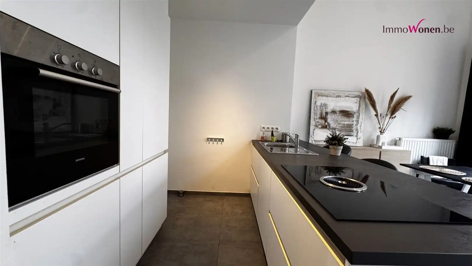 Energiezuinige halfopen woning met tuin en autostaanplaats foto 14
