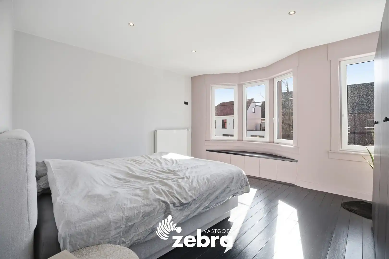 Uitzonderlijk grote rijwoning met 4 slaapkamers in Roeselare foto 19