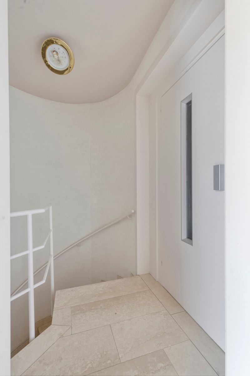 Instapklaar appartement van 153m² !!! met garage en standplaats !!! foto 37