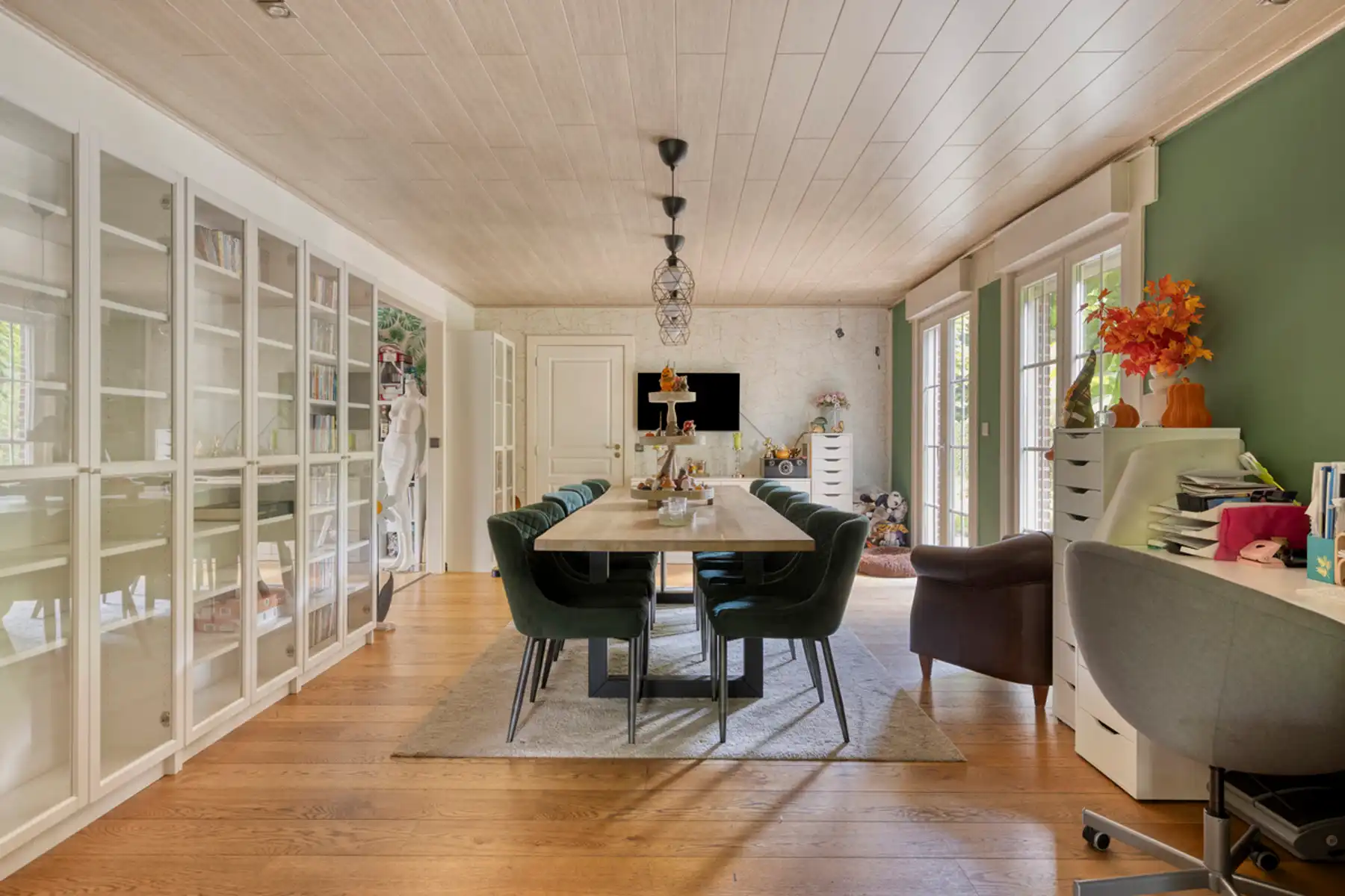 Open bebouwing met 4 slaapkamers op 29a 88ca foto 8