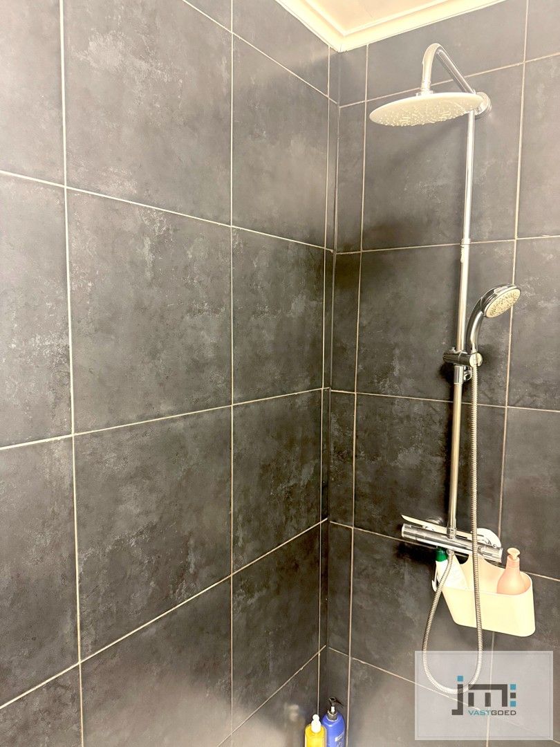 Gelijkvloerse woning foto 13