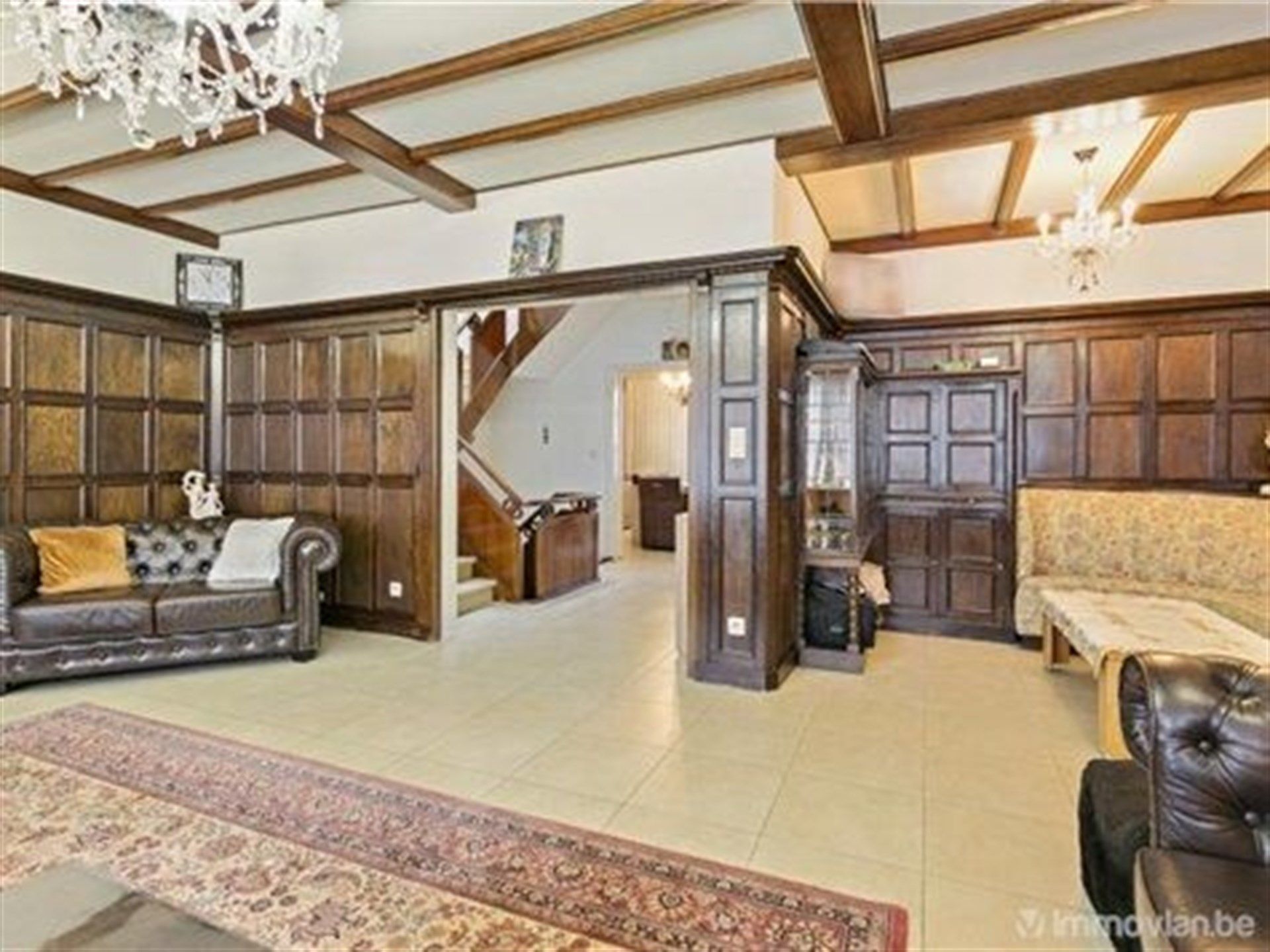 Ruime bel-étagewoning met 4 slaapkamers Betonconstructie foto 8