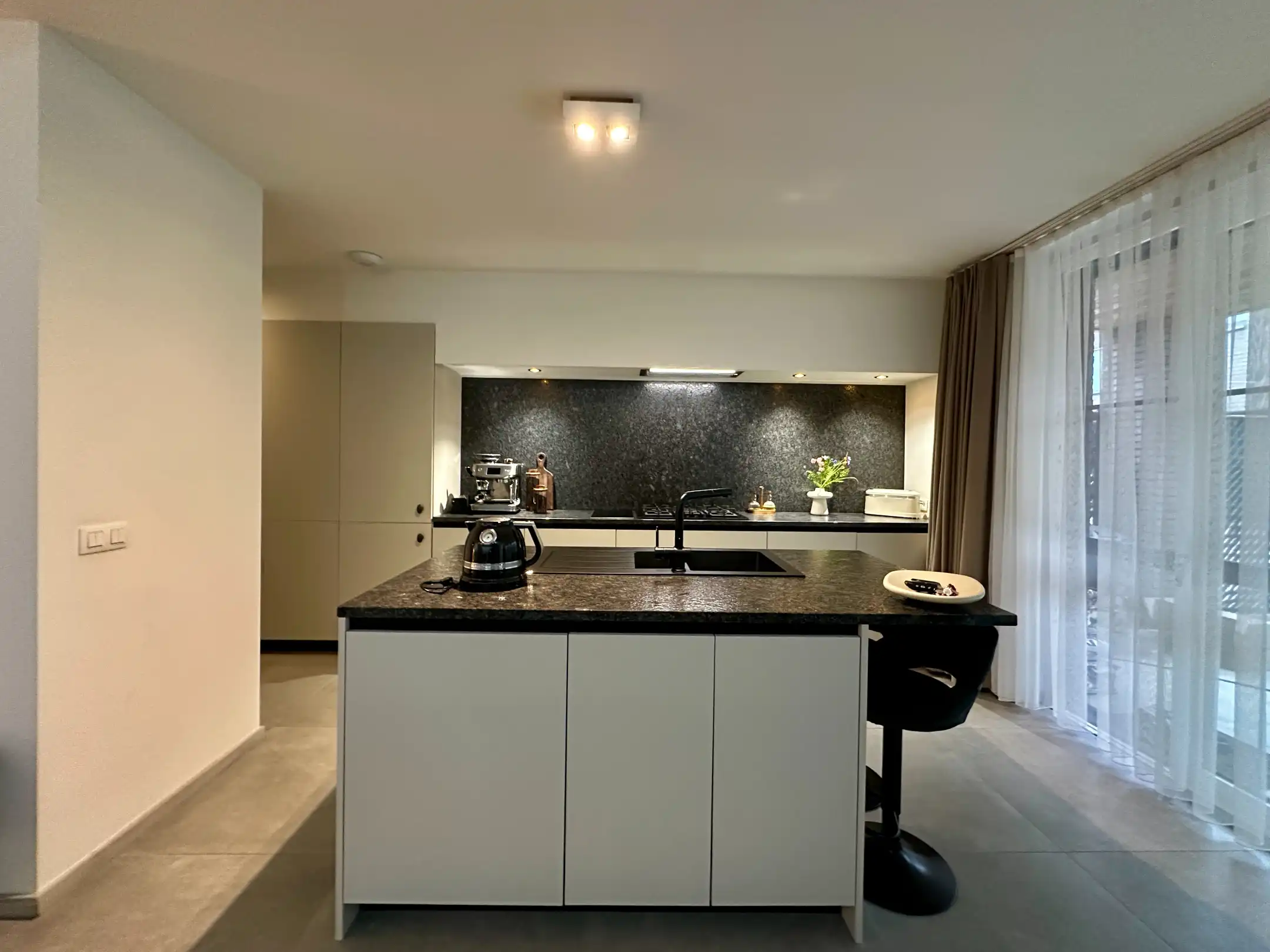 Energiezuinig gelijkvloers tweeslaapkamerappartement in Heusden-Zolder foto 13