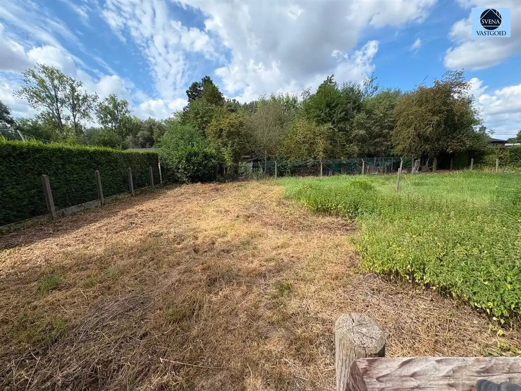 HALFOPENBEBOUWING MET 3 SLAAPKAMERS, TUIN EN GARAGE foto 15