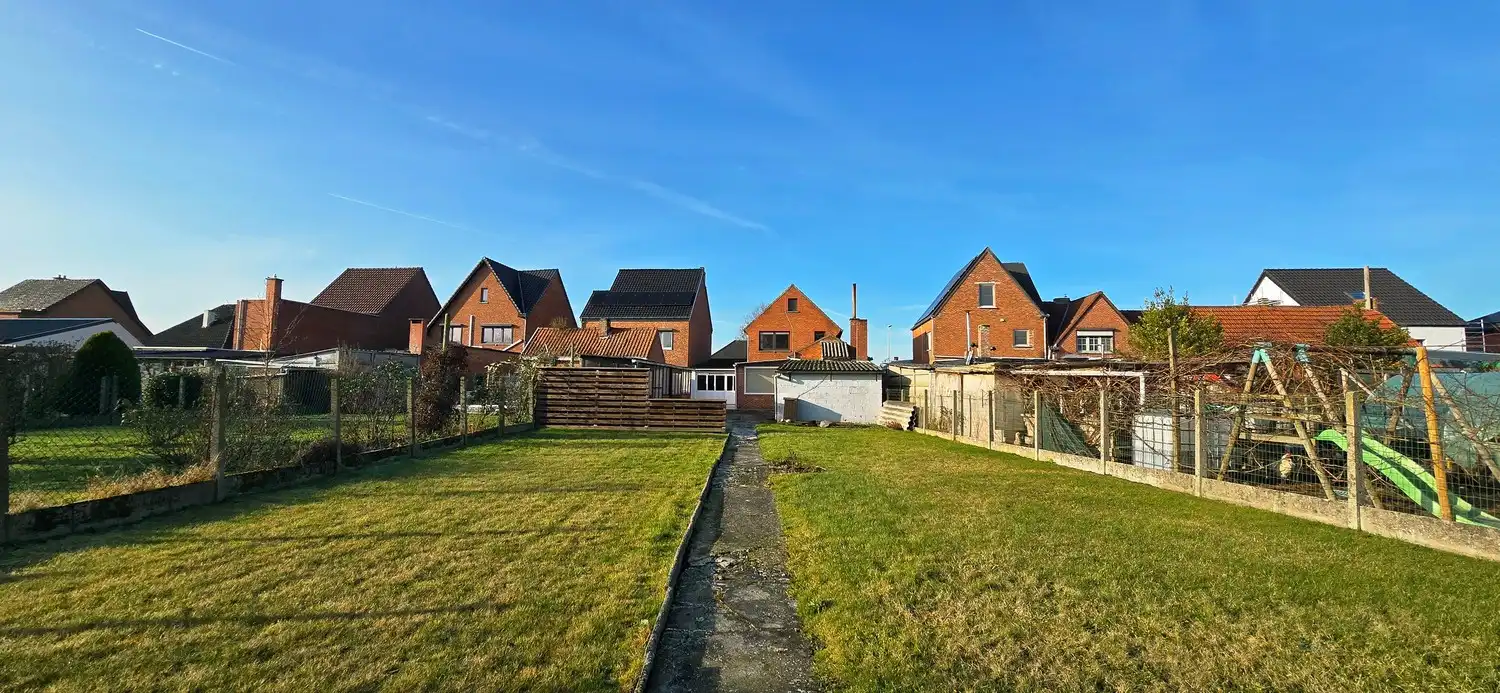 Te renoveren HOB met 3 slaapkamers op een perceel van 1.171 ca gelegen in Donk (Herk-de-Stad) foto 3