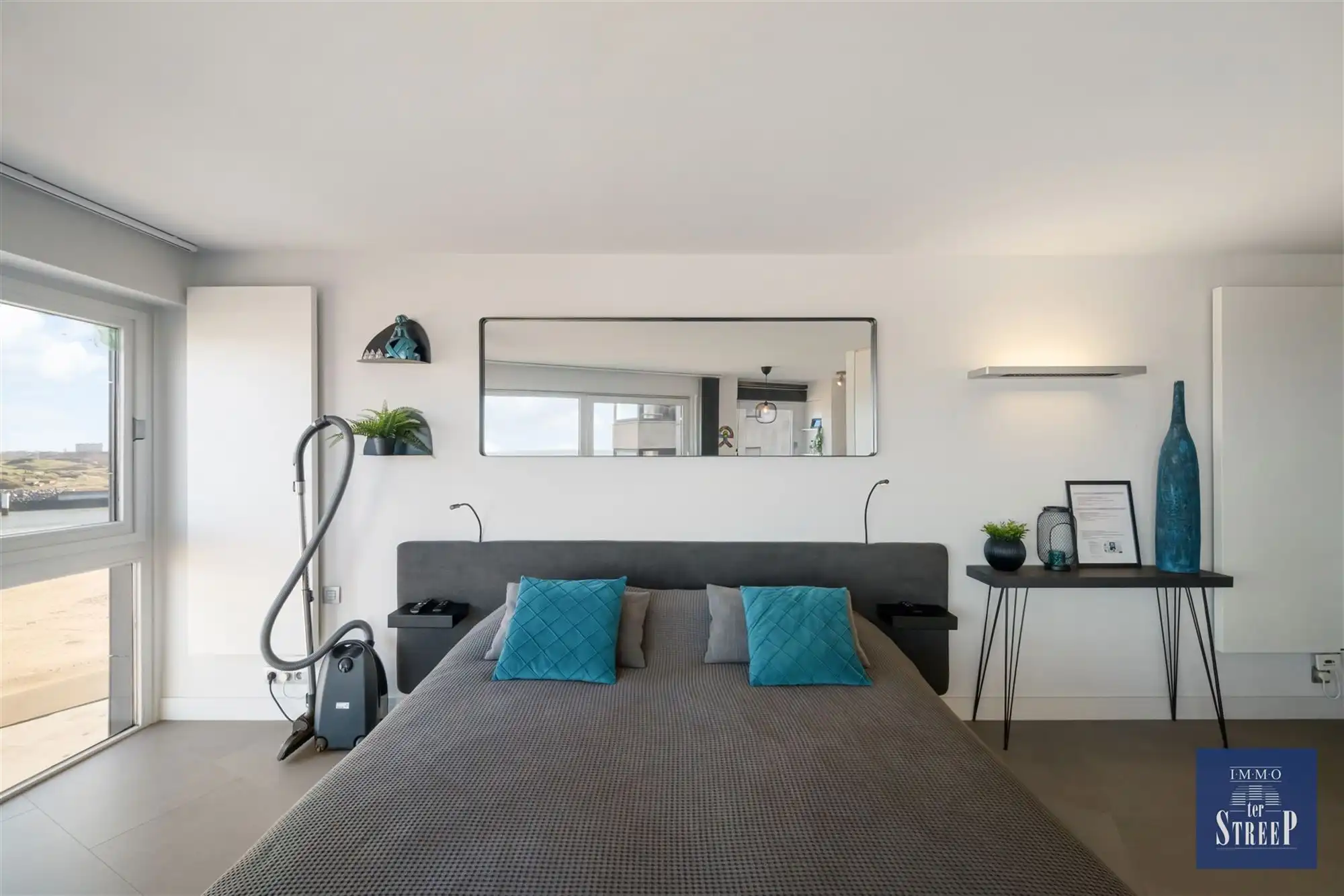 Exclusieve studio met adembenemend zeezicht foto 4