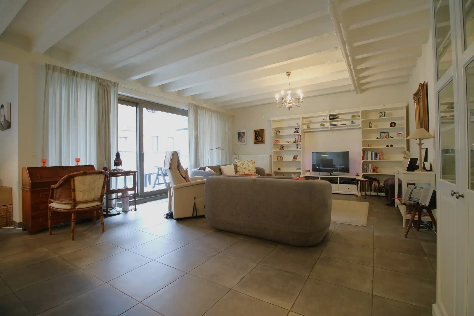 Centraal appt 2 slpk met lift foto 6