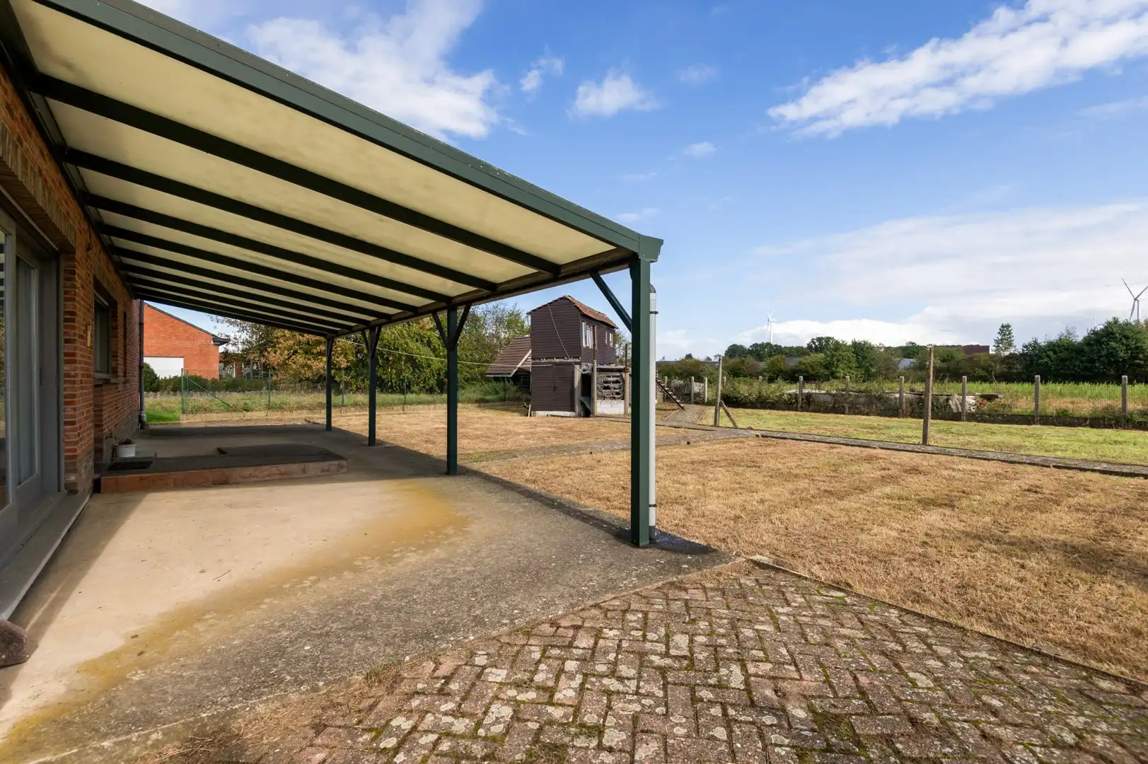Gelijkvloerse woning op een perceel van 10180m²! foto 15