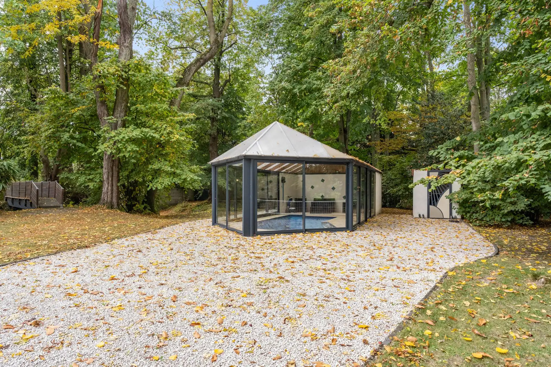 Mooi gelijkvloerse villa foto 5
