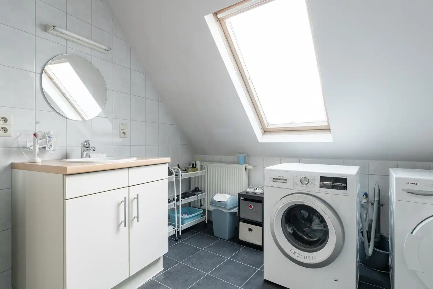 Ruim duplex appartement met 3 slaapkamers in het centrum van Hamont. foto 13