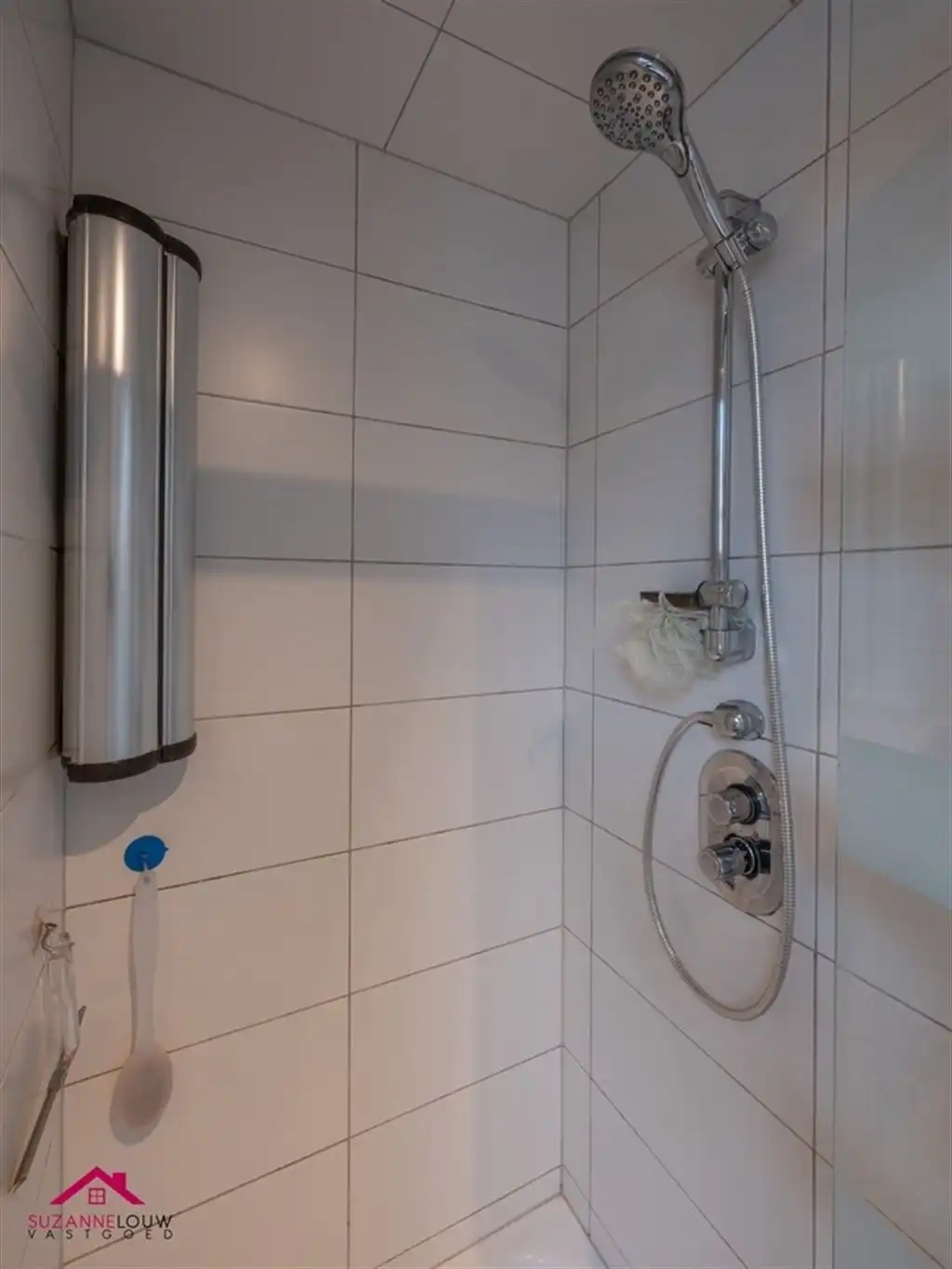 Charmante vrijstaande woning foto 43