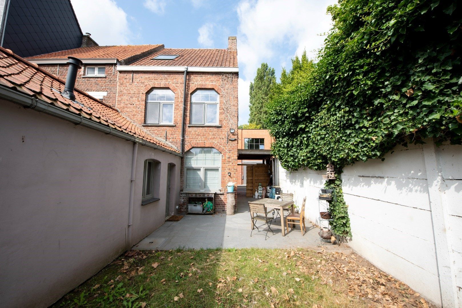RENOVATIE 2013 | HALF OPEN STADSWONING MET TUIN | 3 SLPKS foto 17