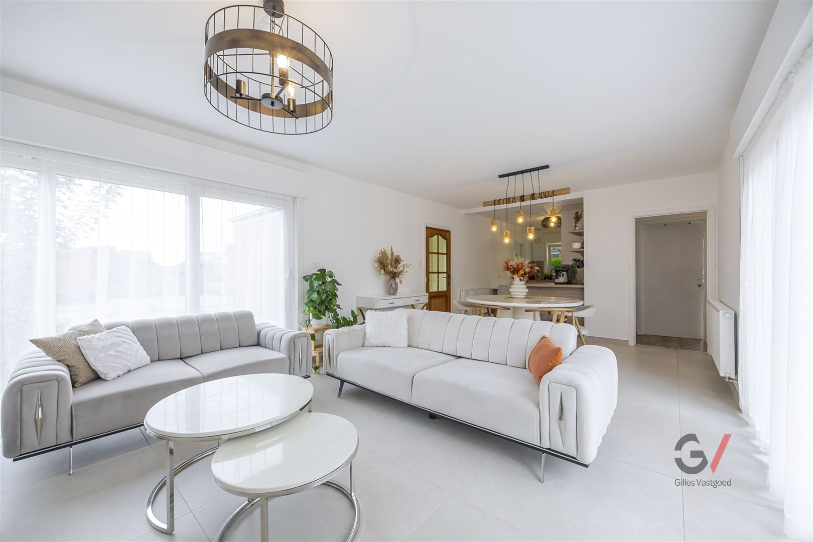 Gerenoveerde bungalow foto 4