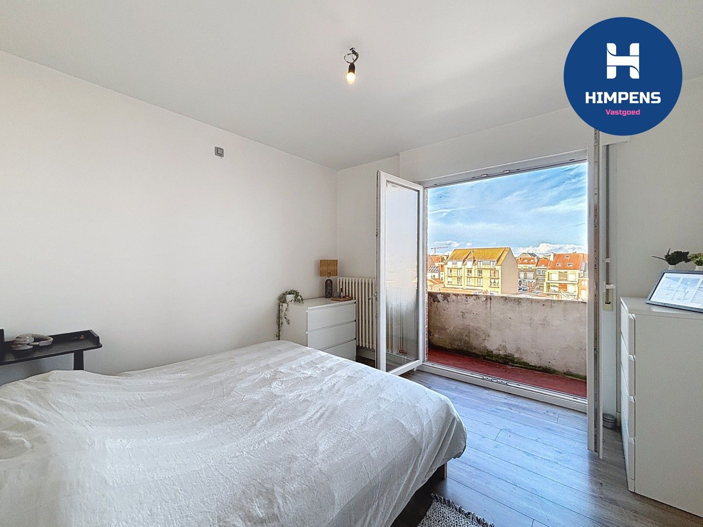 Instapklaar zonnig appartement in het centrum van De Panne foto 9