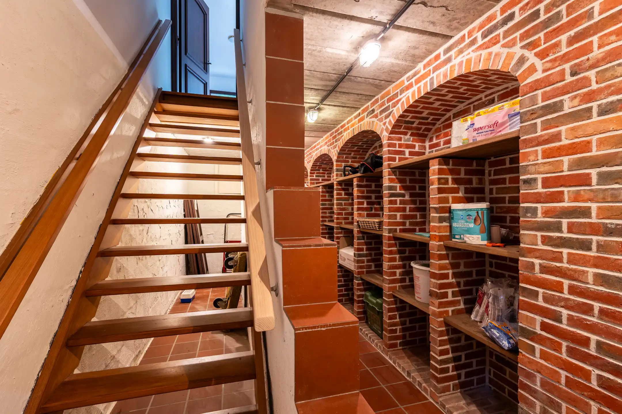 Ruime gezinswoning op prachtig perceel van ca. 1.972 m² foto 21