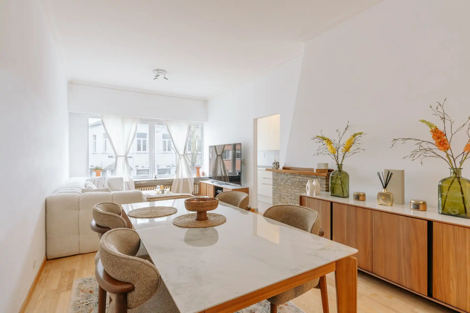 Verzorgd 2-slaapkamerappartement nabij De Bist! foto 2