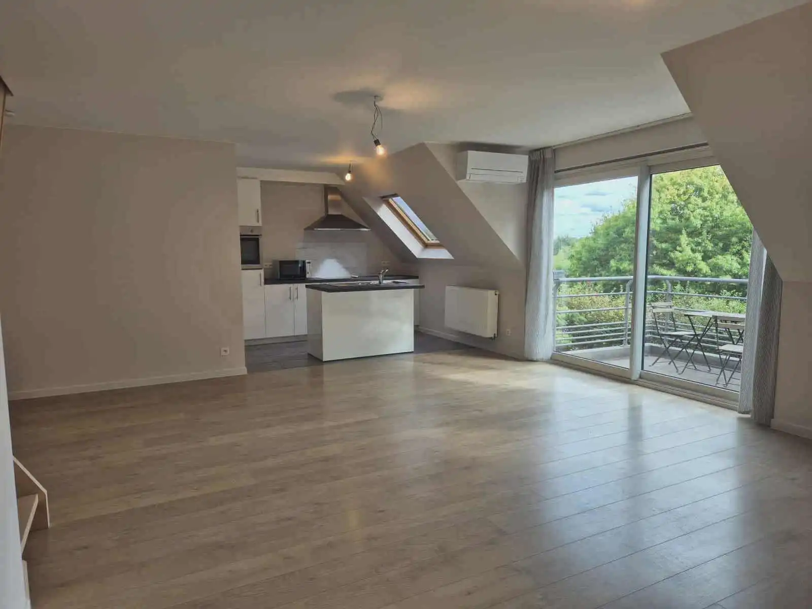 Instapklaar duplex appartement met 2 slaapkamers en EPC B foto 4