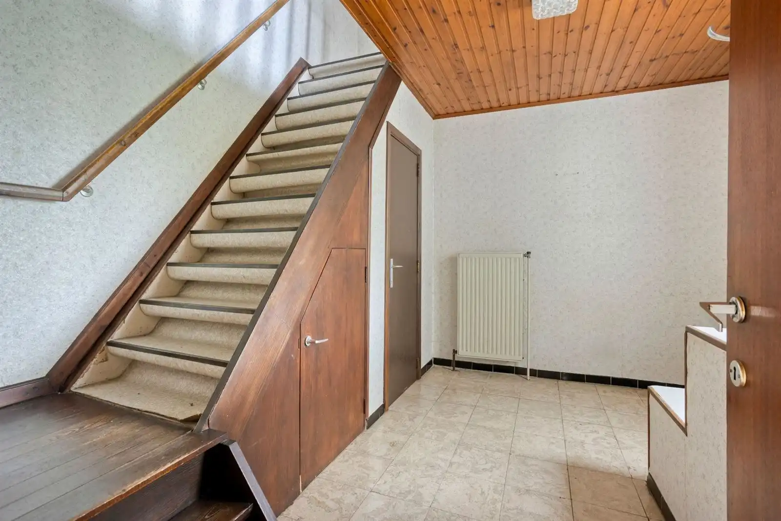 Woning met 4 slaapkamers + garage + weide foto 11