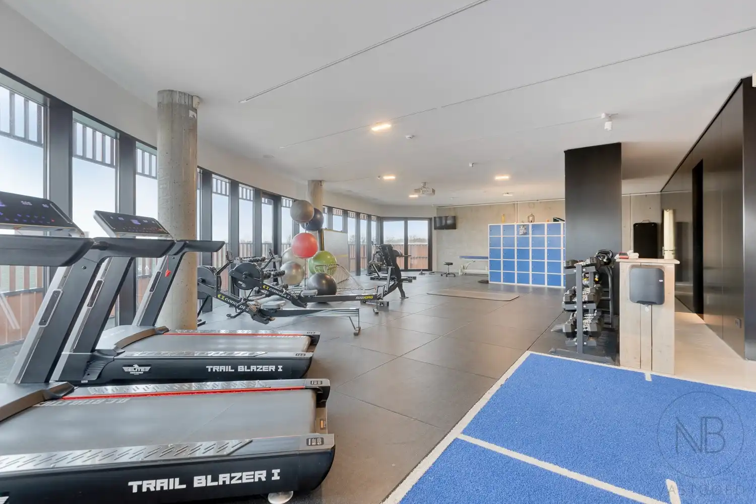 Instapklaar bedrijfsruimte van ca. 420 m² in het Botta-gebouw foto 5