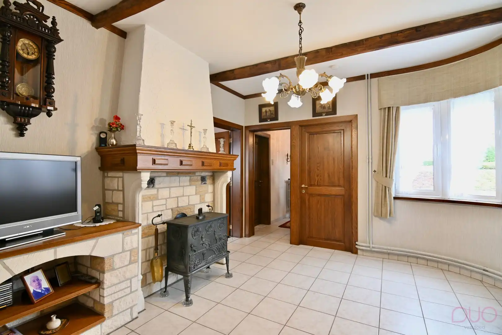 Statige hoekwoning met poortgebouw, loods en stallingen op 8a36ca in Zoutleeuw foto 7