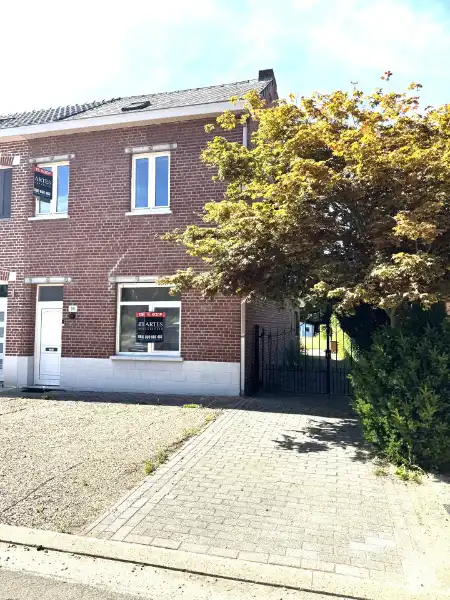 Hoofdfoto van de publicatie: Woning met 4 slaapkamers in Bret-Gelieren