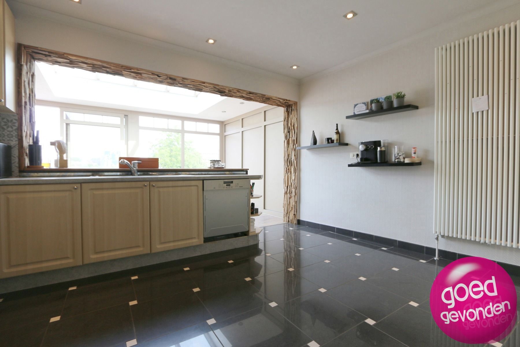 Woning - 3 slk - garage - terrassen - tuin - centraal  foto 10