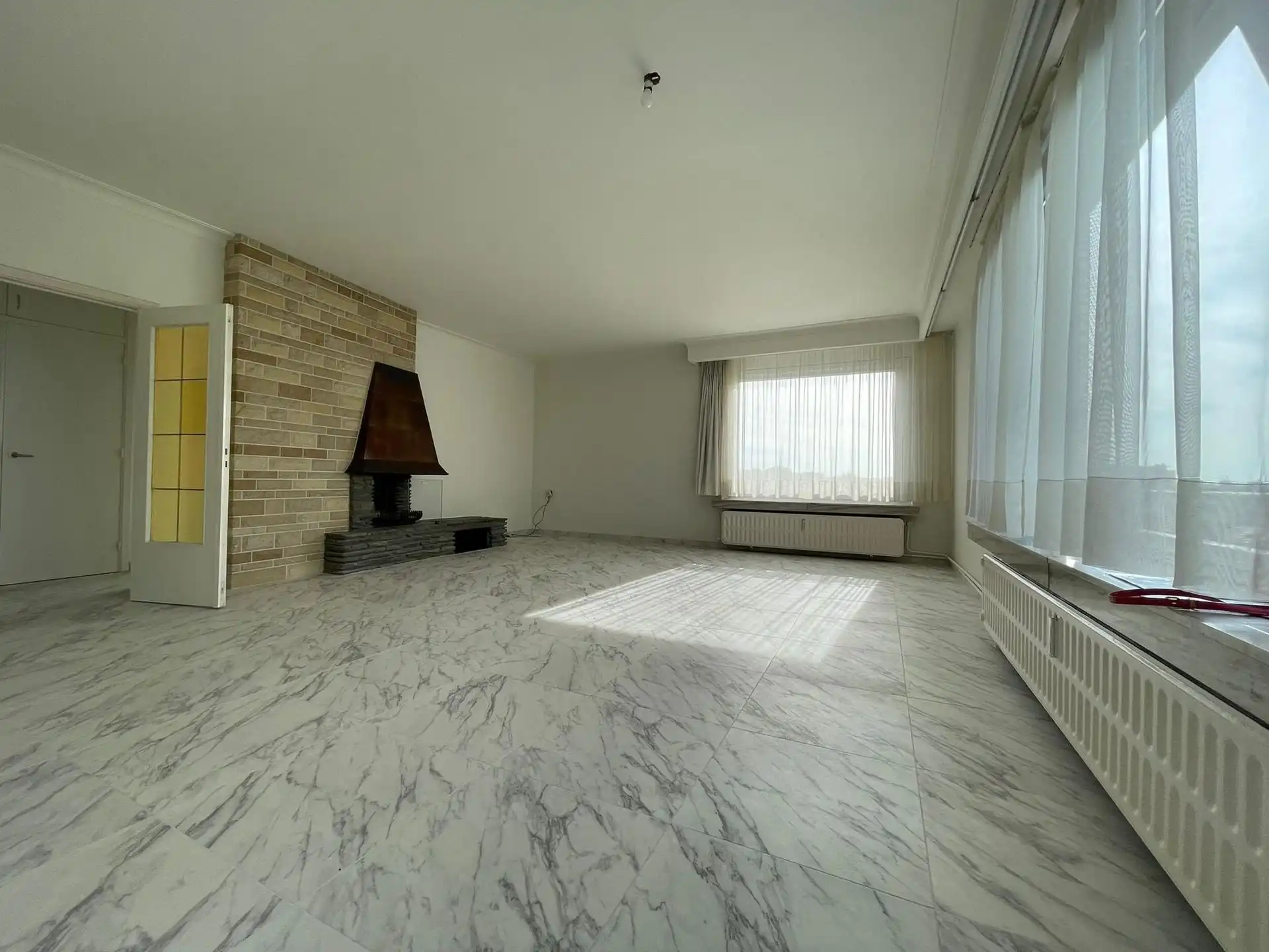 Zéér ruim appartement op een steenworp van het Valaarpark foto 5