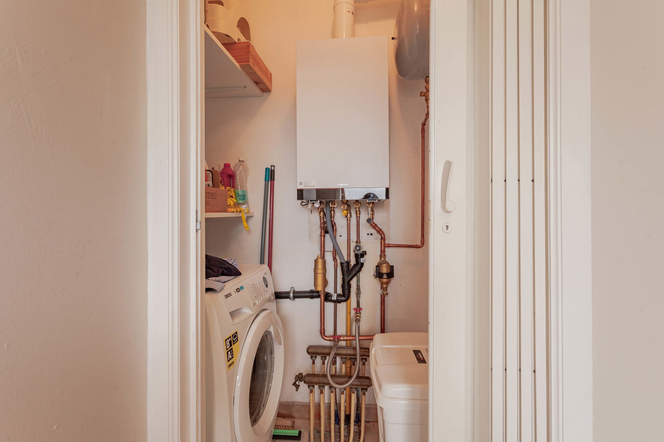 Lichtrijk 2-slaapkamerappartement met zonnig terras foto 28