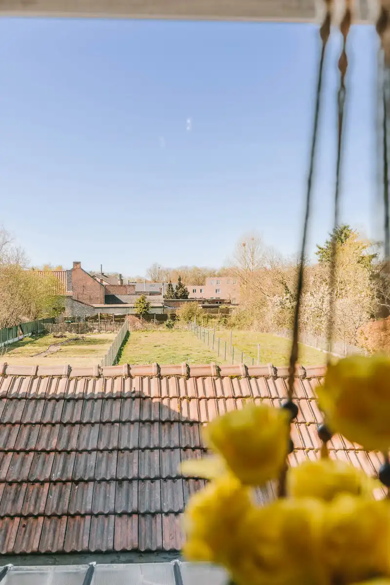 Karaktervolle woning met onderhoudsvriendelijke tuin foto 18
