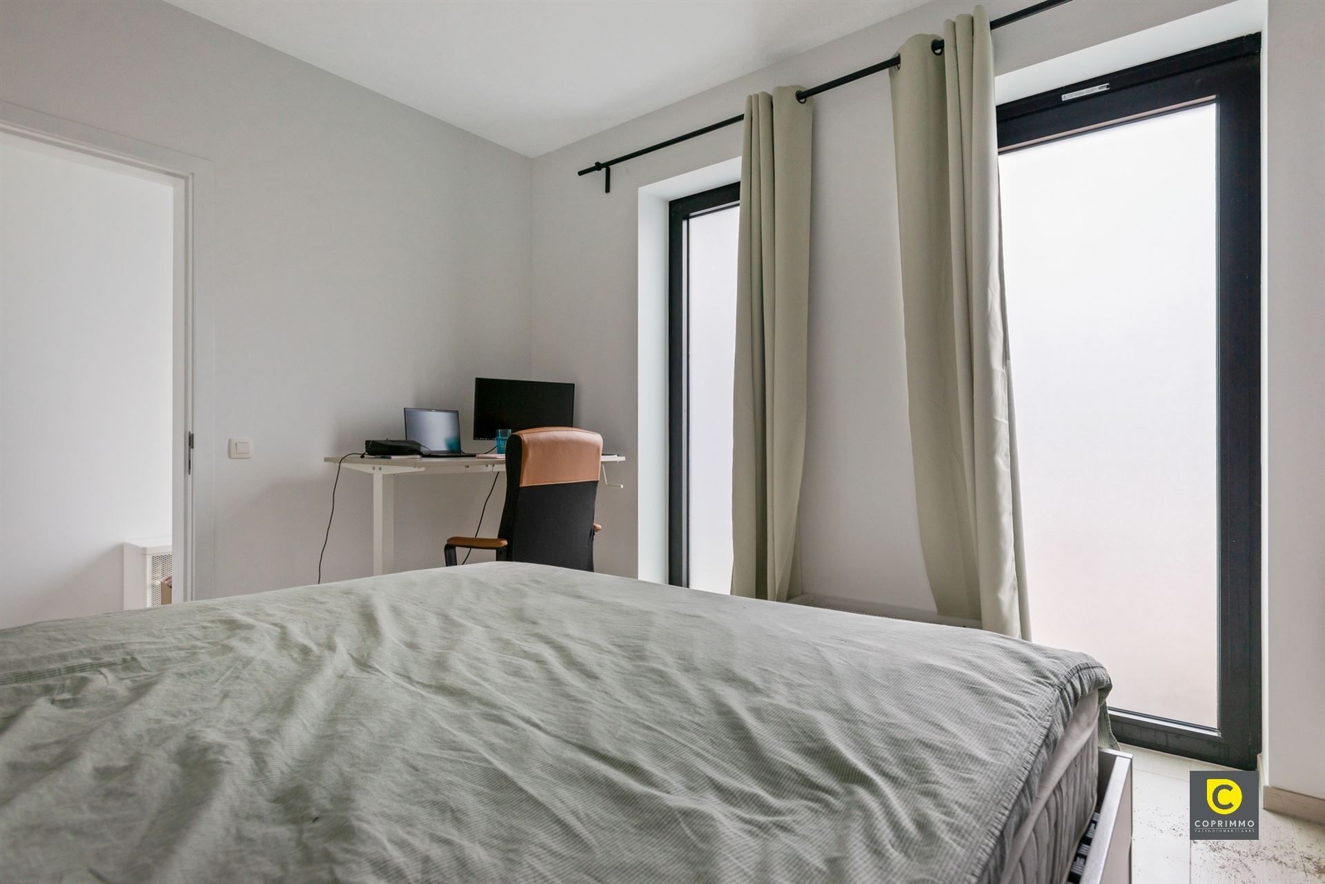 Luxueus 1 slpk app nieuwbouw met tuin +P foto 11