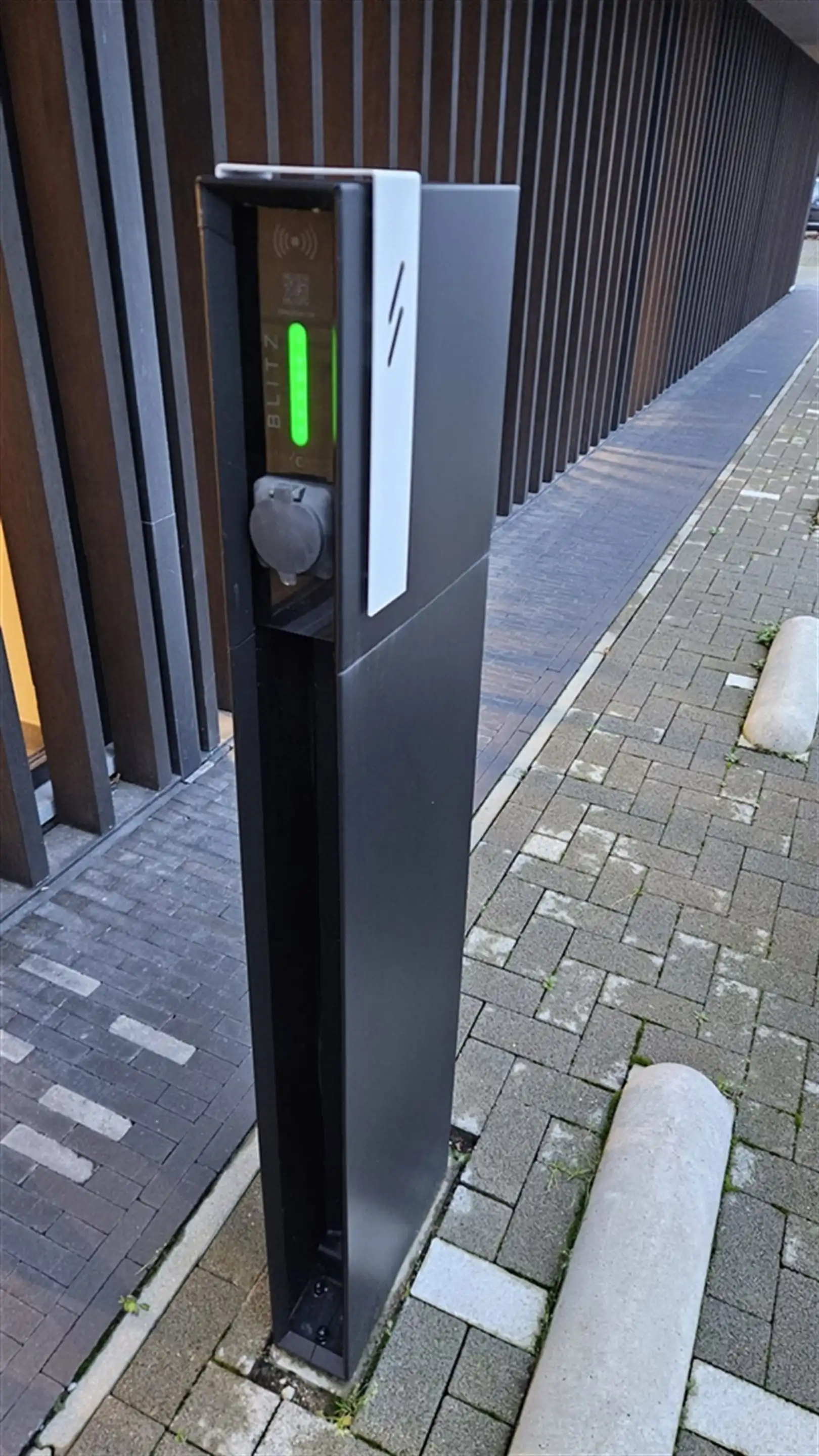 Semi-industrieel bedrijfsgebouw op toplocatie foto 22