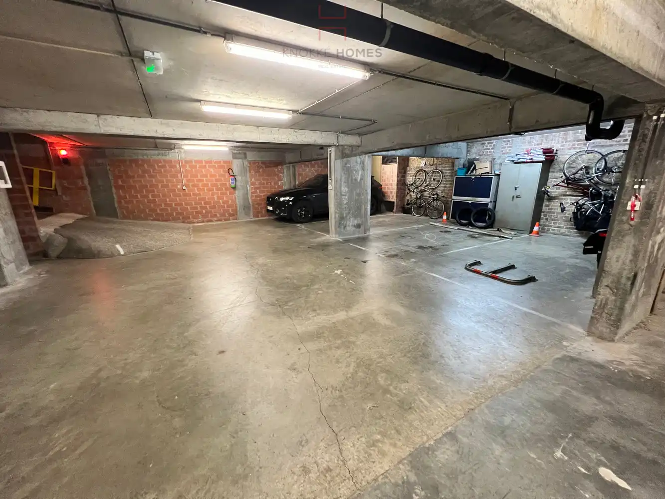 Zeer goed gelegen autostaanplaats op de Engelsestraat in Duinbergen foto 2