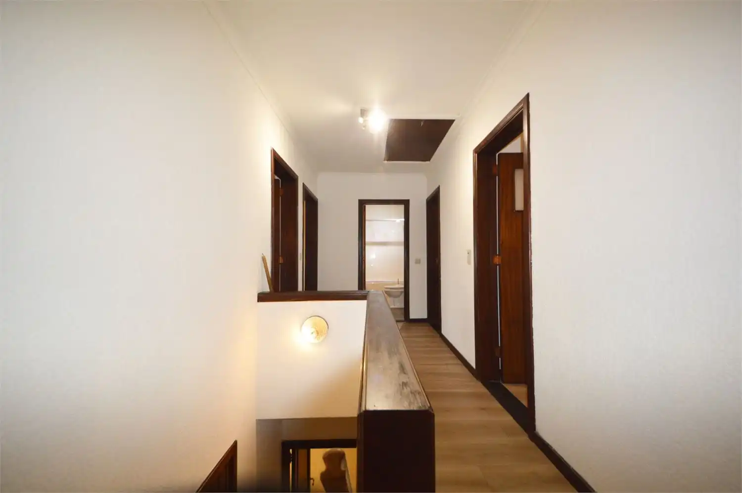 RUIME WONING 4 SLPK, GARAGE EN RUIME TUIN foto 23