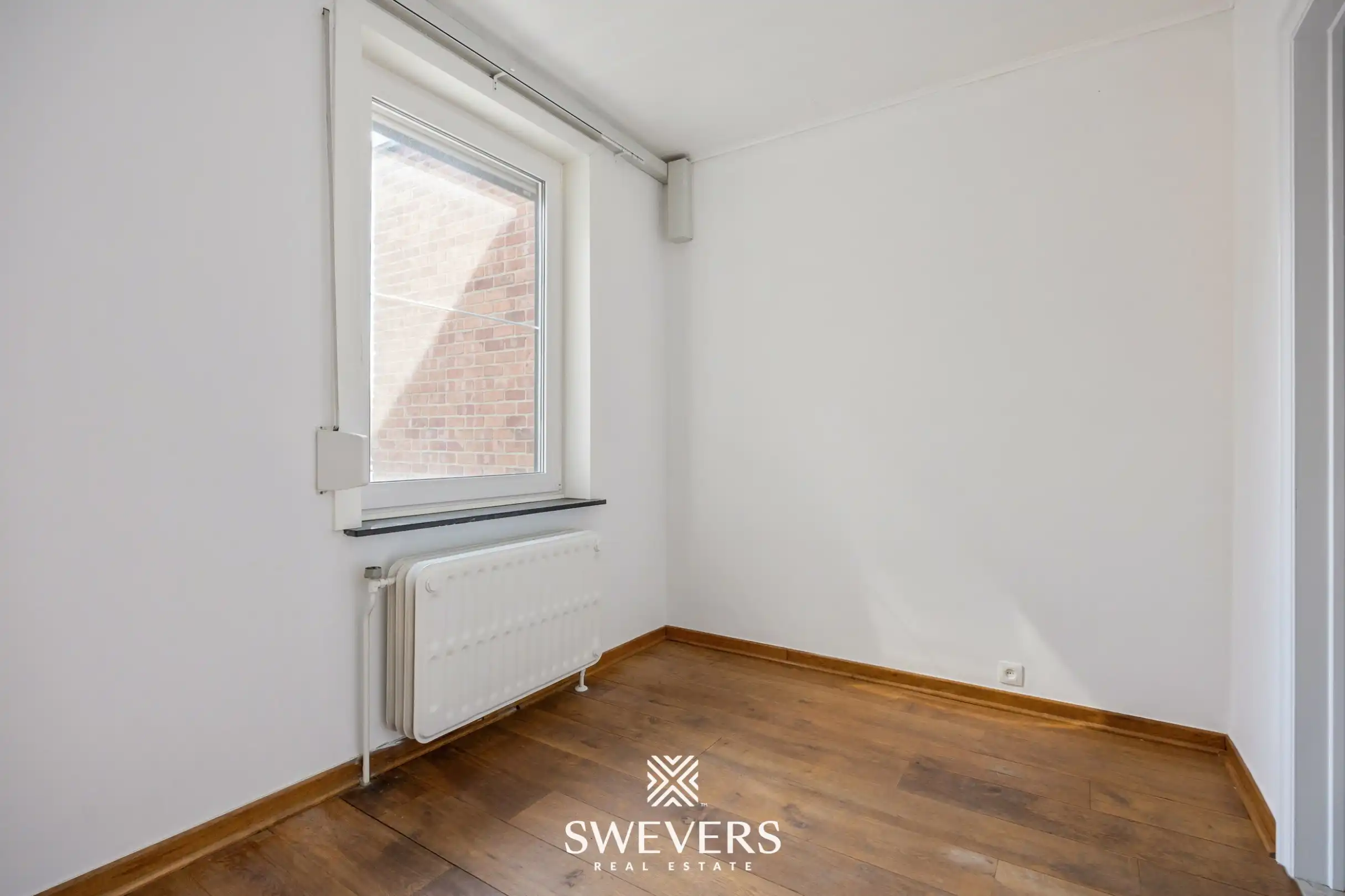 Instapklaar 2-slaapkamer appartement met balkon op rustige ligging foto 9
