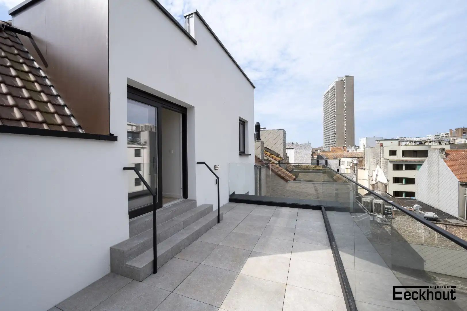 Unieke luxueuze penthouse met fenomenaal terras in het centrum van Oostende! foto 24