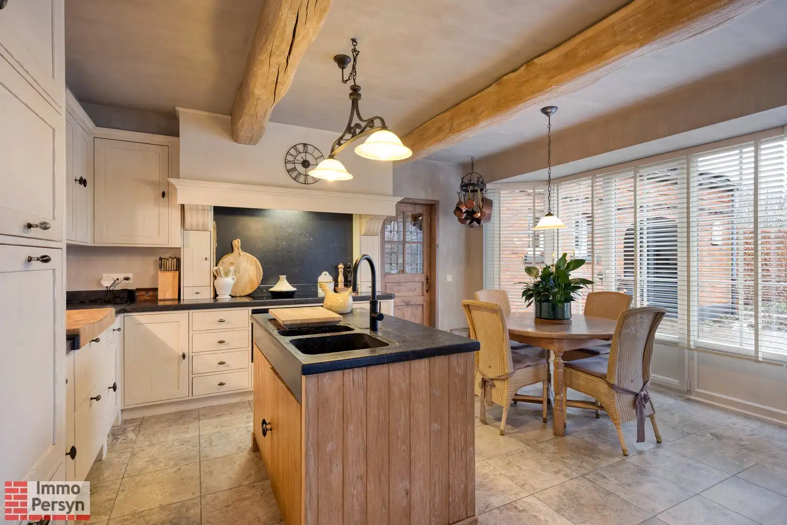 Exclusieve villa op 1,2ha in het groene Langdorp foto 16