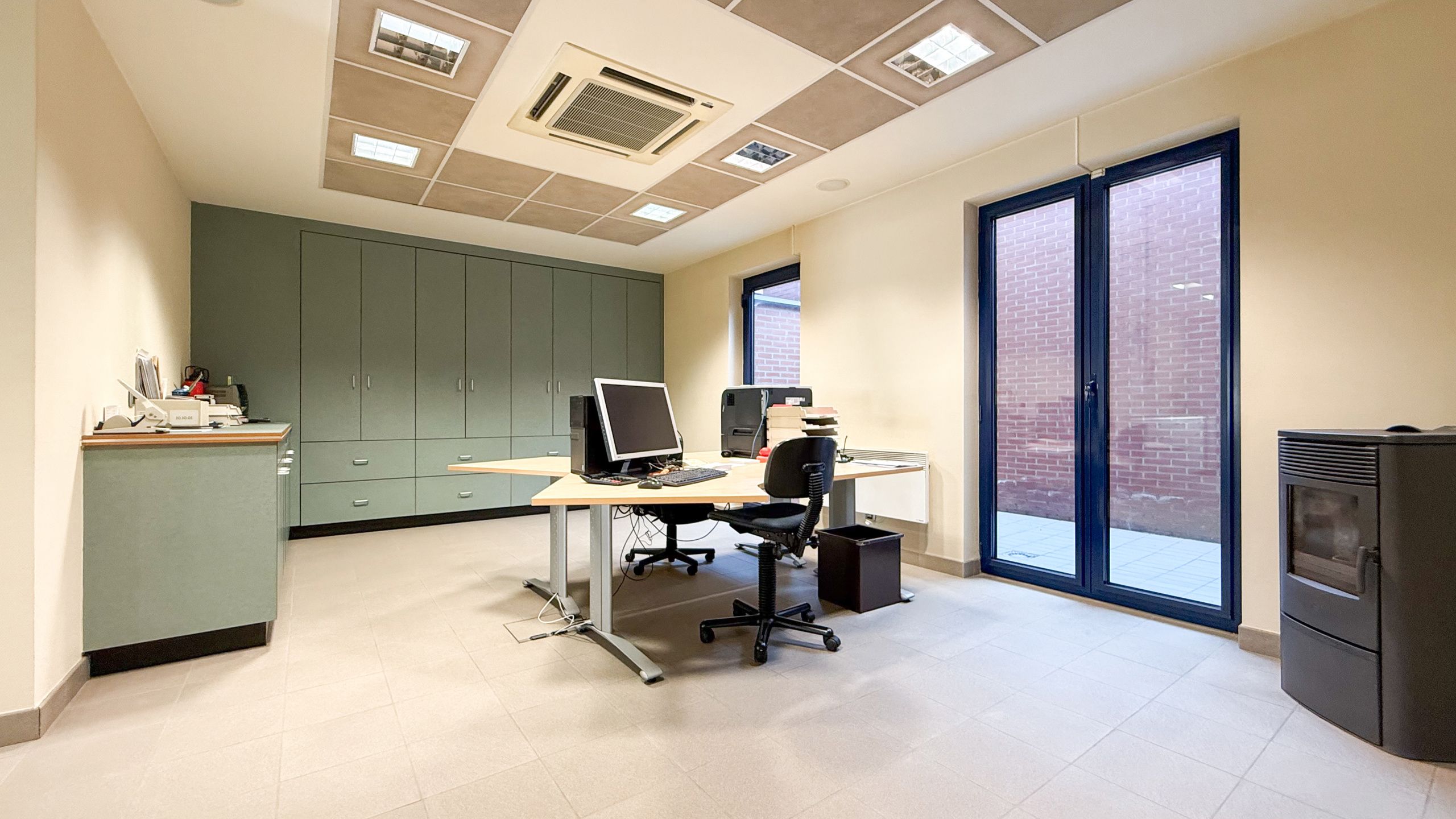 Instapklare kantoorruimte met mogelijkheden te Zolder! foto 33