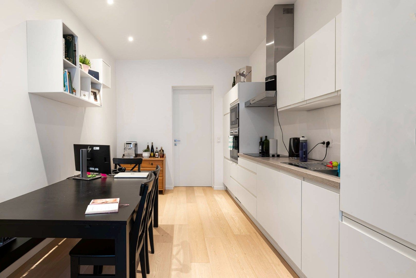 Gerenoveerd appartement! foto 4