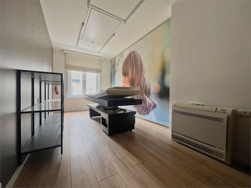 Handelspand met opp. van 170m² op toplocatie! foto 9