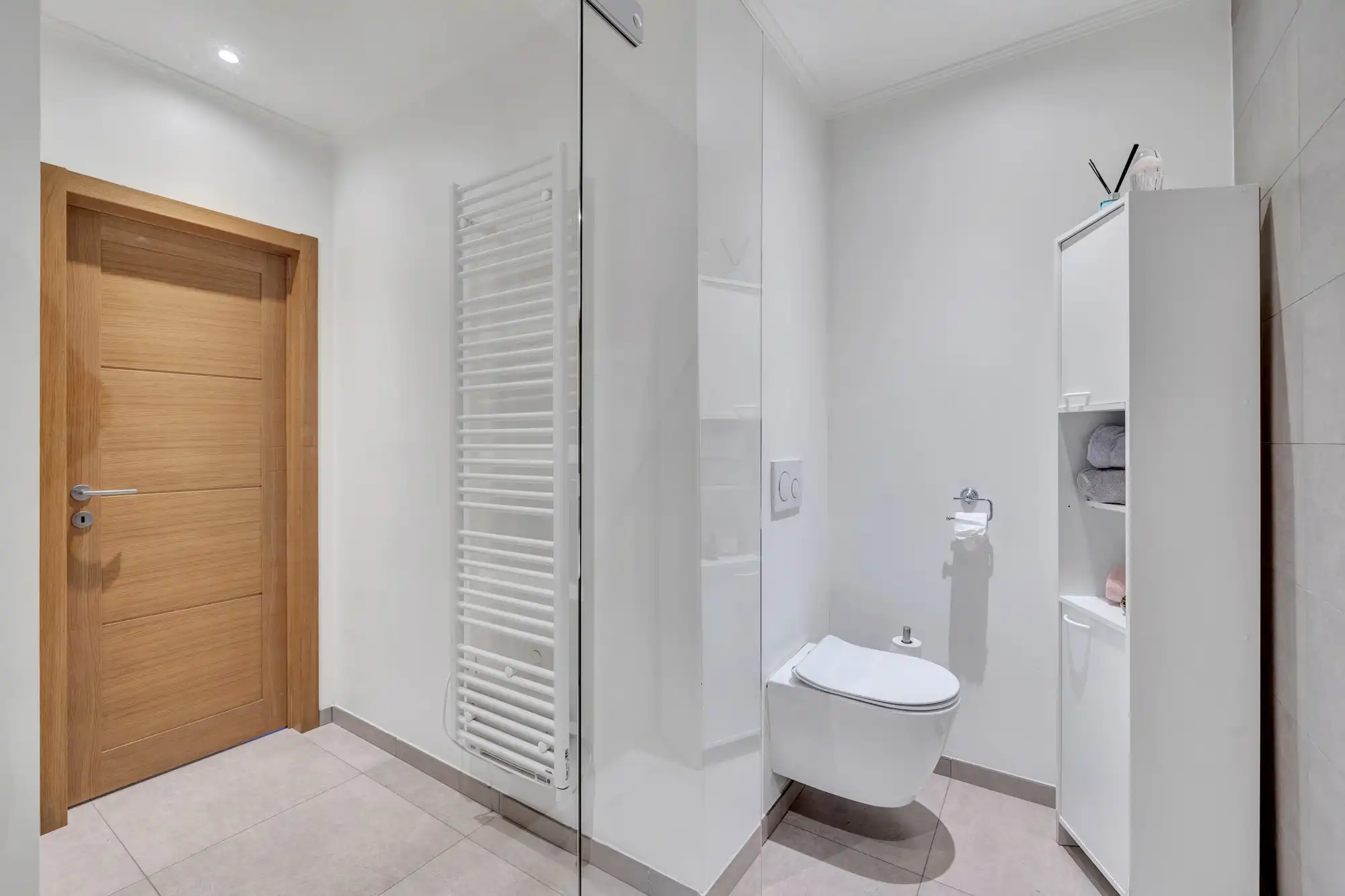 Prachtig gelijkvloers appartement met tuin en garage foto 17