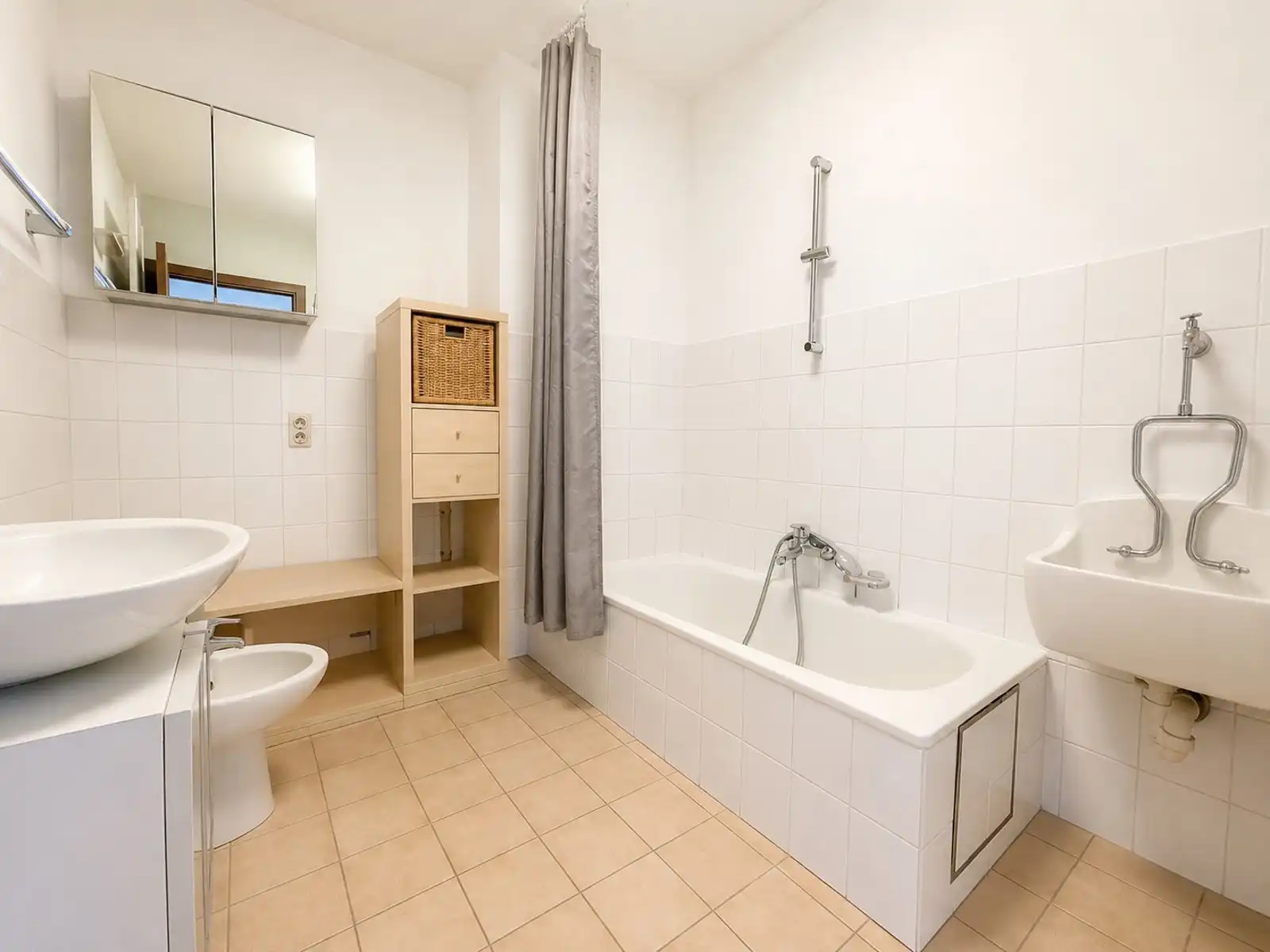 Appartement te huur foto 11