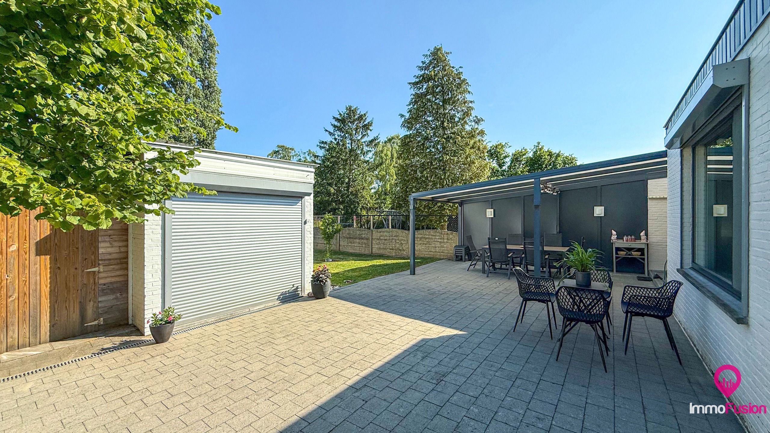 Praktische bungalowwoning met prachtige tuin en zwemvijver! foto 37