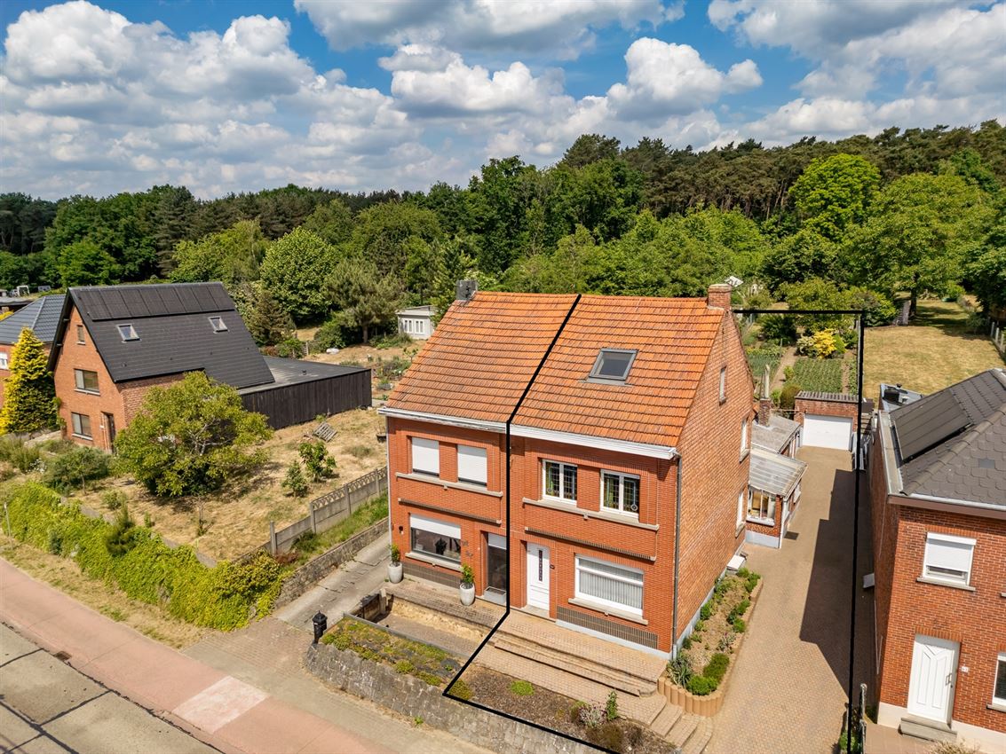 robuuste te renoveren woning op 11a10ca foto 2