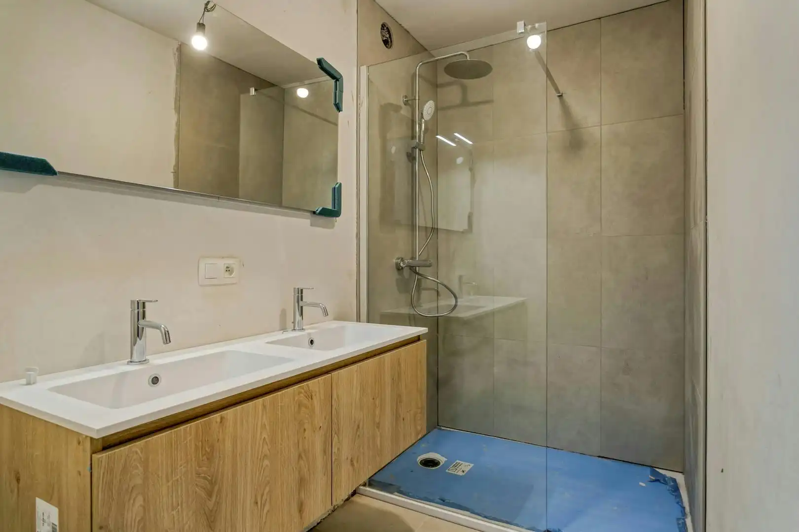 Nieuwbouw appartement met 2 slaapkamers en zicht op zee! foto 8
