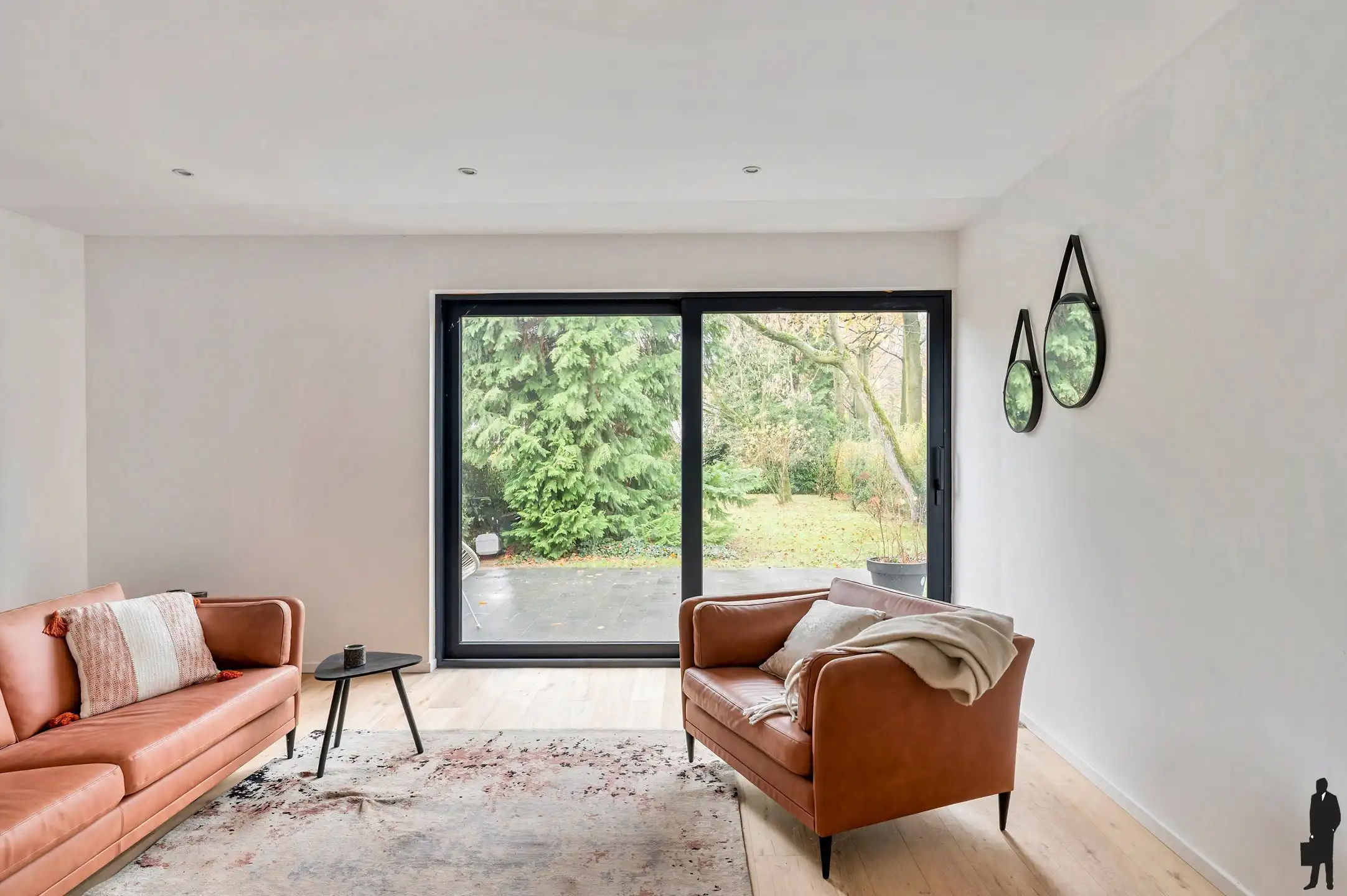 Gerenoveerde woning op ca. 520m2 met 3 slaapkamers en bureau foto 10