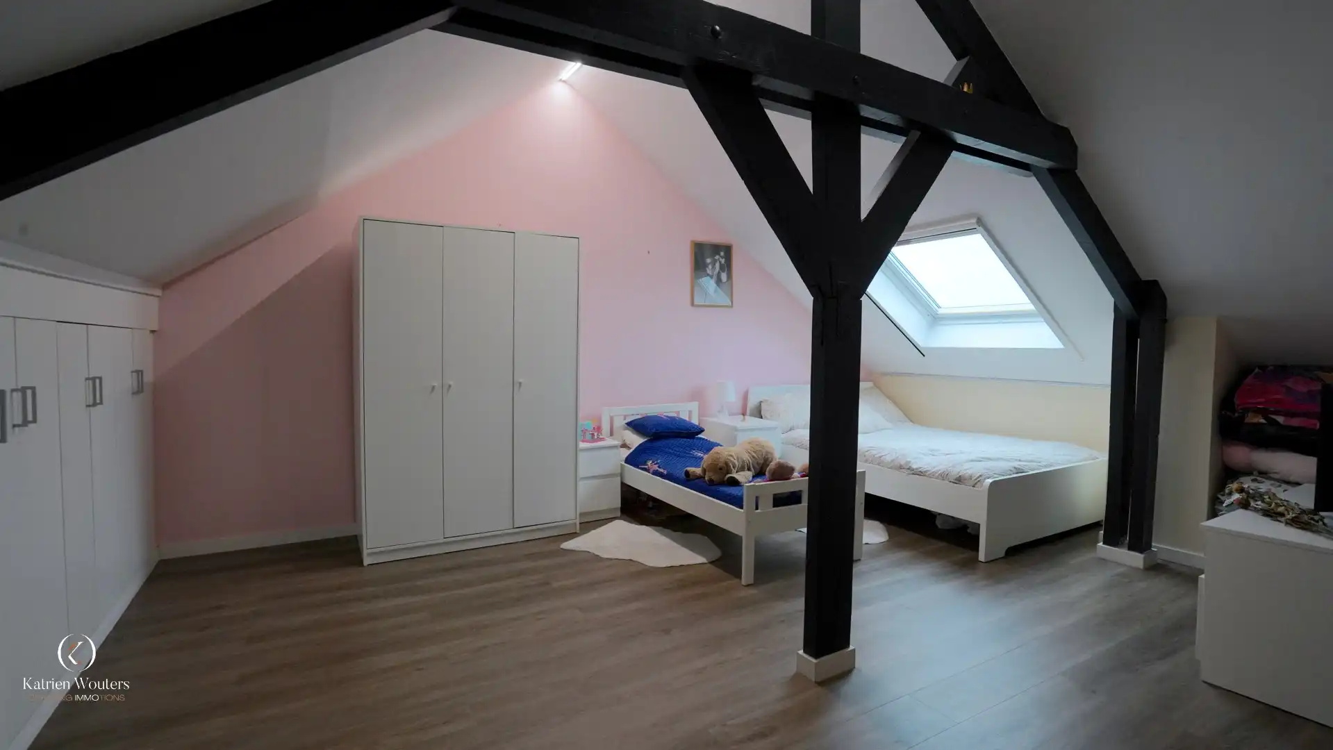 Gunstig gelegen gerenoveerde gezinswoning met tuin foto 19