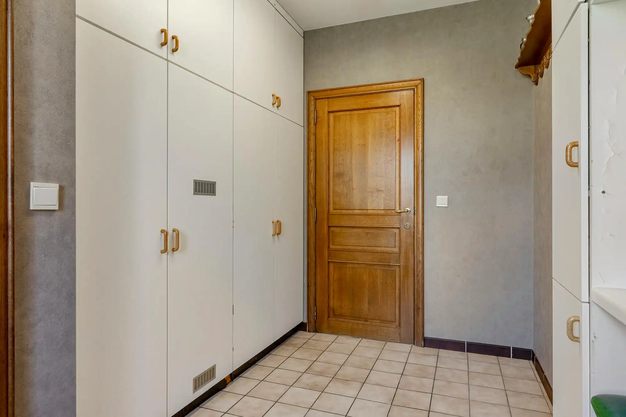 Ruime gezinswoning met praktijkruimte, 5 slaapkamers op 36a57ca centrum Diepenbeek foto 14