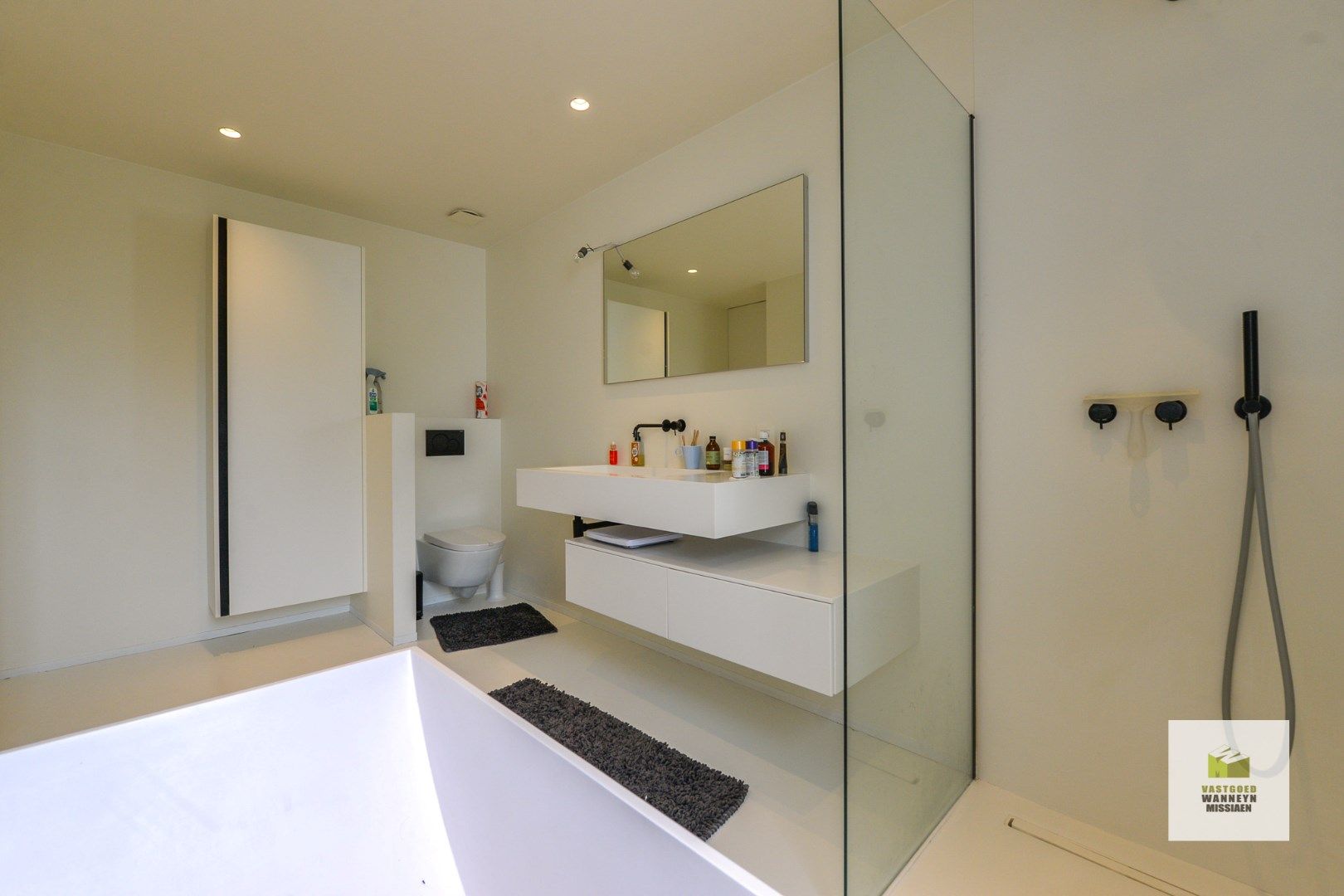 Exclusieve moderne en energiezuinige villa op 950m2 te centrum Wingene foto 23