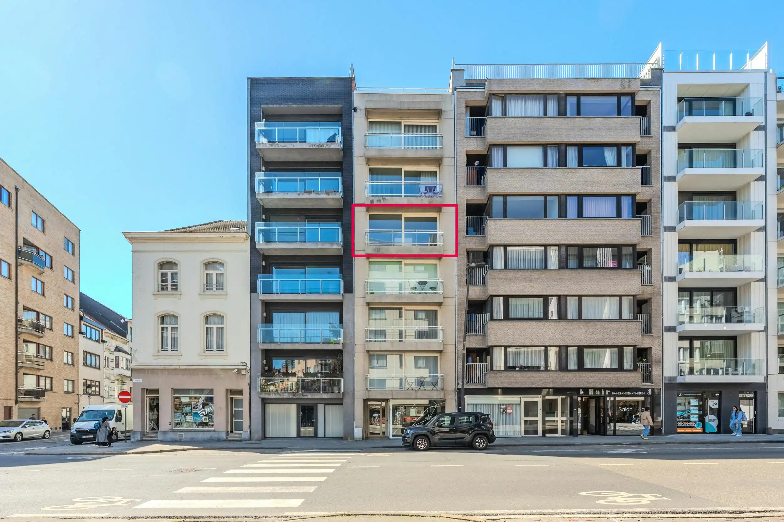 Lichtrijk appartement te koop te centrum oostende foto 2